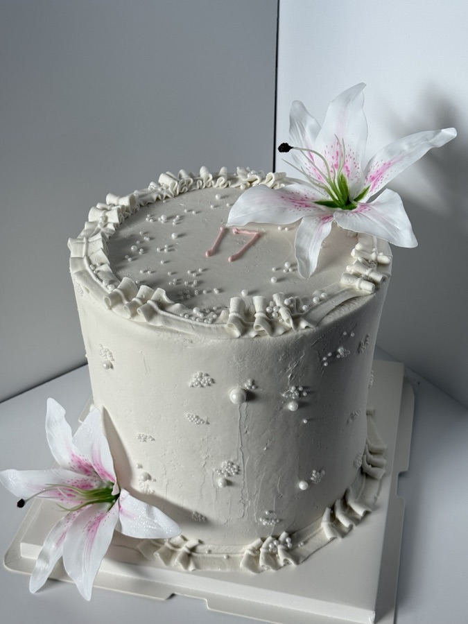 Miscellaneous Cake 7